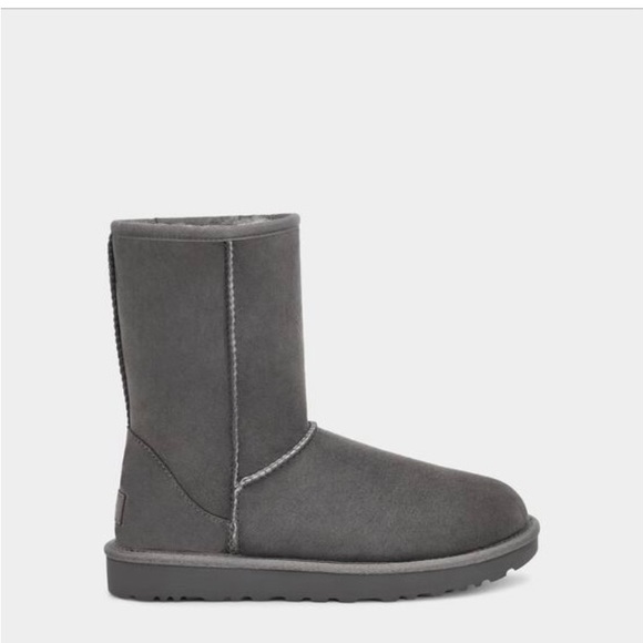 UGG Classic Short II boots - Picture 1 of 10